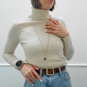 100% Cashmere Lord and Taylor Cream White Turtleneck size small